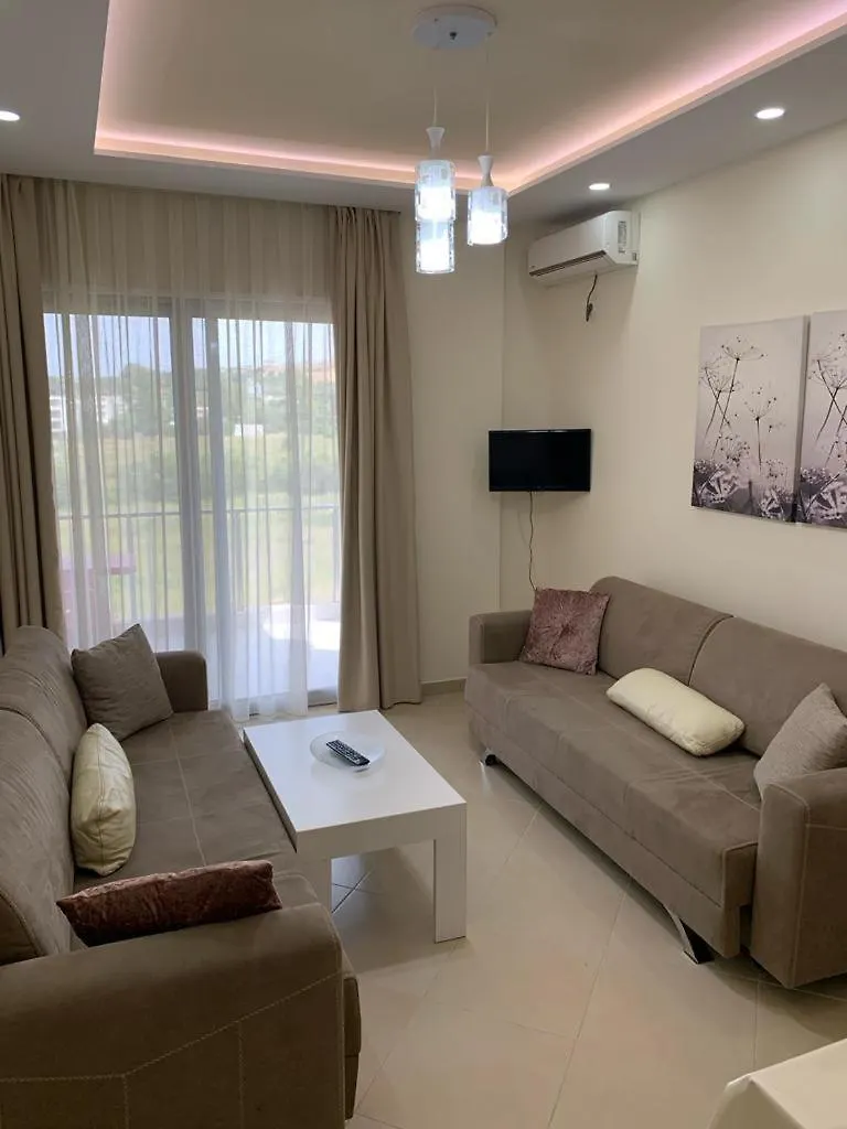 Luna Apartment Radhime Vlorë